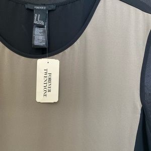 Forever 21 black zippered blouse: Size Medium